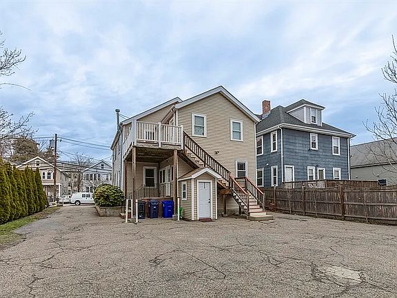 2nd image of 35 Raymond St Suite 2