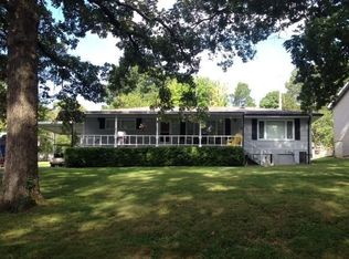 98 Chad Rd, Galena, MO 65656