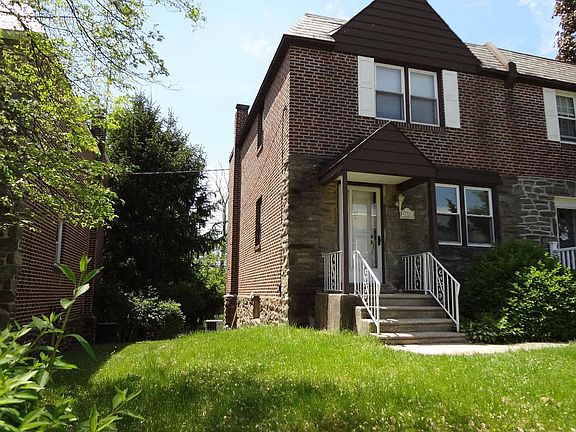 2nd image of 232 Blythe Ave