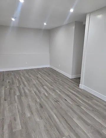 2nd image of 159 Lincoln St #2