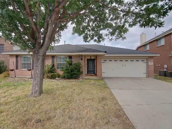 5725 Lionfish Way, Fort Worth, TX 76131