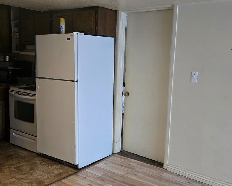 2nd image of 2801 S Leadville Ave APT 101