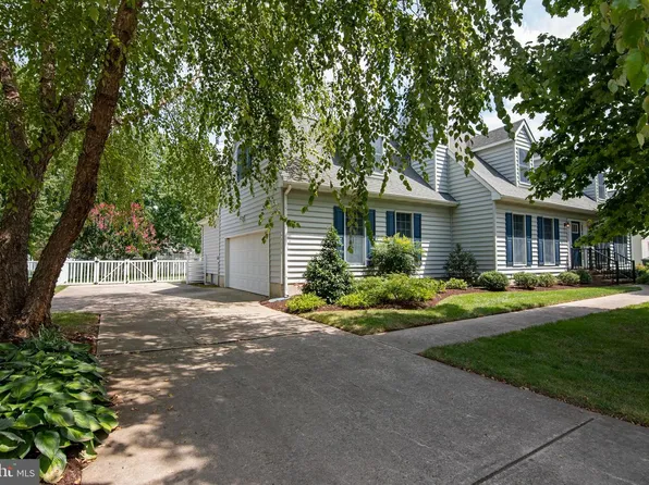 24 Londonderry Dr, Easton, MD 21601