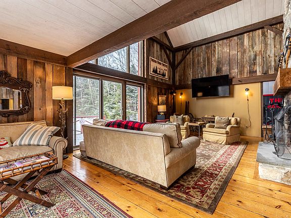 3rd image of 121 High Meadow Road