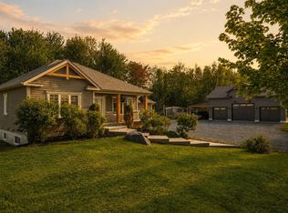 3 Rue #BEAUPRA, Granby, QC J2H0G7