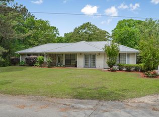 1027 Moak Reeves Rd, McComb, MS 39648