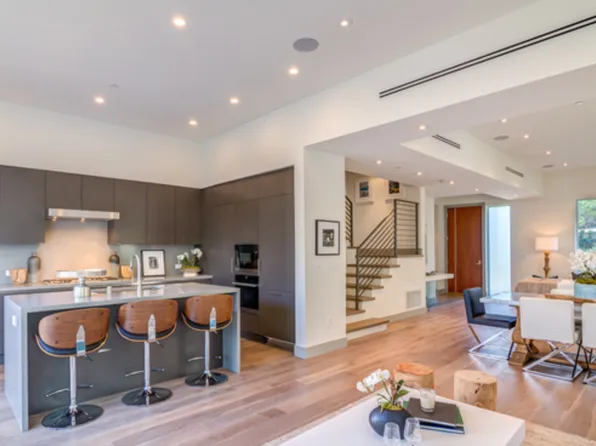 8925 Ashcroft Ave, West Hollywood, CA 90048