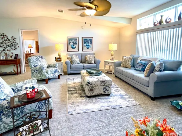 8604 26th Dr E, Palmetto, FL 34221