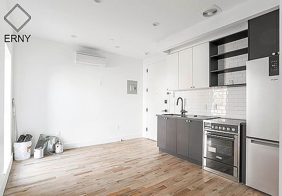 3rd image of 1269 Herkimer St #3F