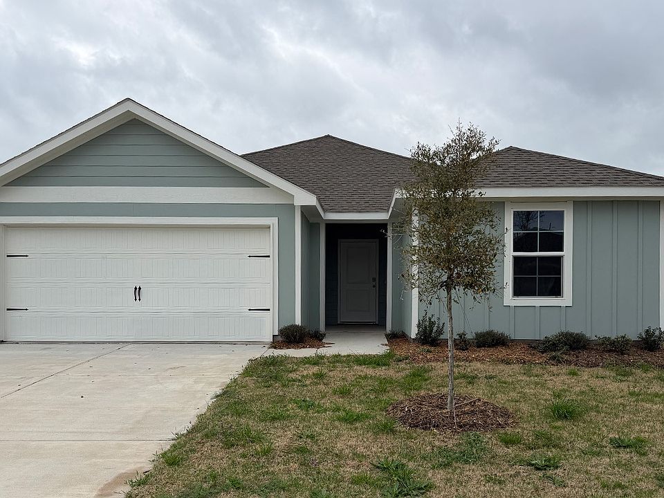 1st image of 503 English Oak Dr