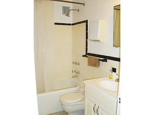 Sold by Aclawrence | media 13