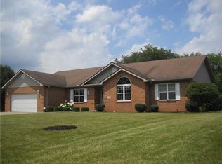 872 Oneida Dr, Springfield, OH 45502