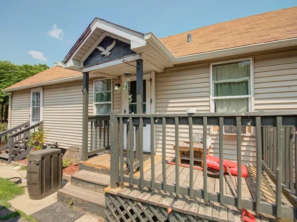 216 Ohio St, Joliet, IL 60432