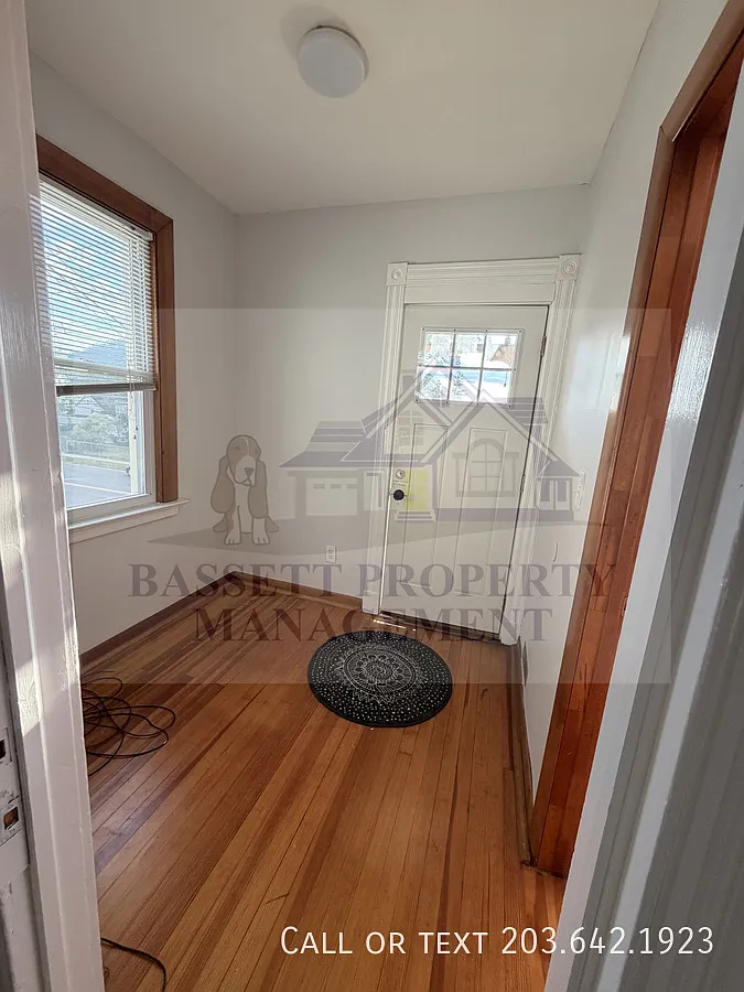 Best 4-Bedroom Value in West Haven — Photo 4