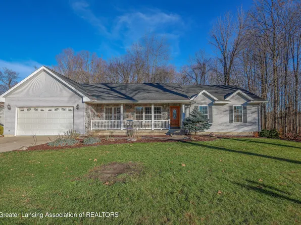1454 Nicholas Ln, Charlotte, MI 48813