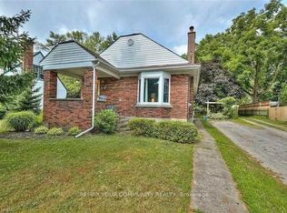 3813 Saint Peter Ave, Niagara Falls, ON L2J2N7