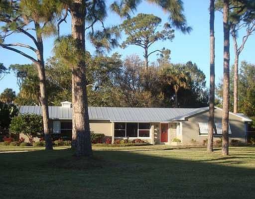 1st image of 2375 Fairway Dr