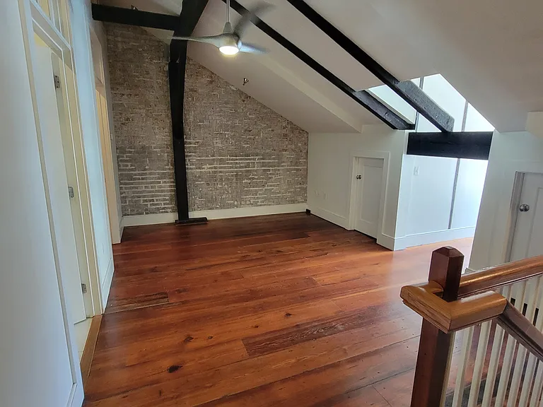 513 Conti St — Photo 5