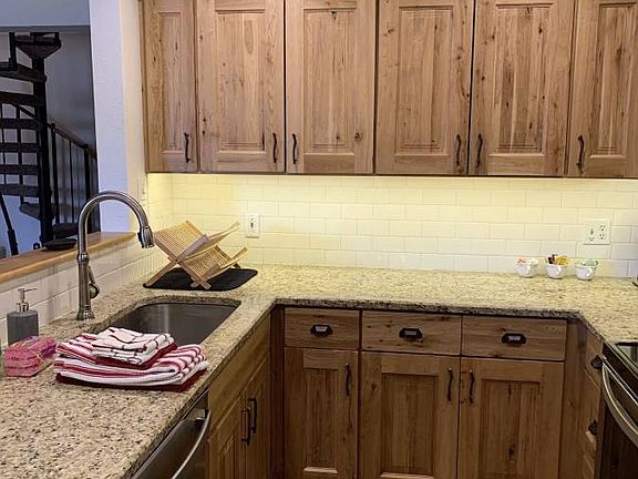 5th image of 250 Ski Hill Rd Unit 10