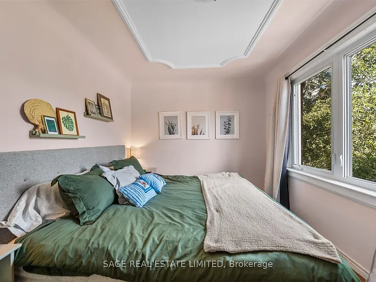 1084 Pape Ave — Photo 16
