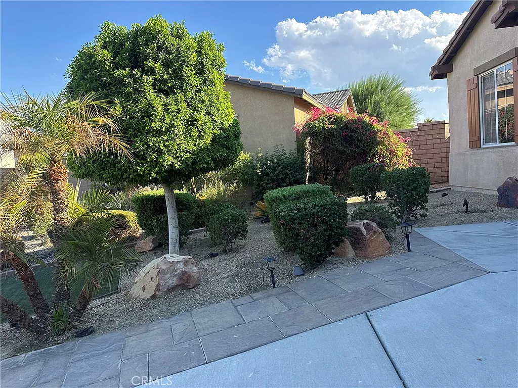 3 bed, 2798 sqft, $3,850 — Photo 4