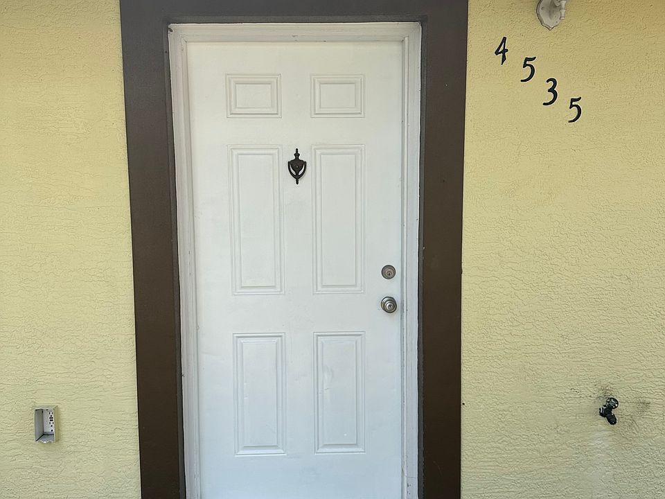 1st image of 4535 Ballentine Ct