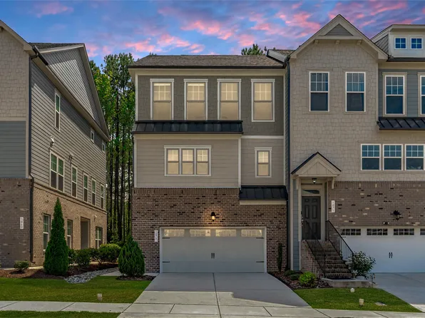 1073 Lathrop Ln, Apex, NC 27523