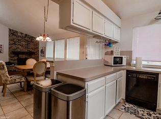 9 Edgewood Forest Ct, Spring, TX 77381