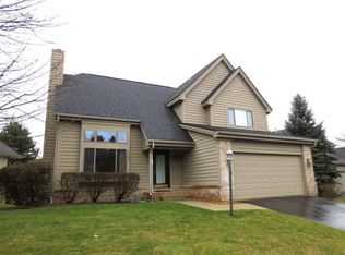 5622 Northcrest Xing, Clarkston, MI 48346