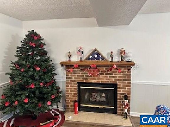 4th image of 504 Jefferson Woods Dr