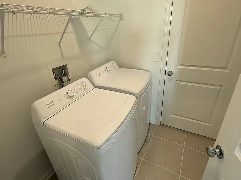 3571 Kimbrough Dr — Photo 7