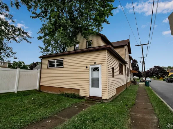 849 Oliver St, North Tonawanda, NY 14120