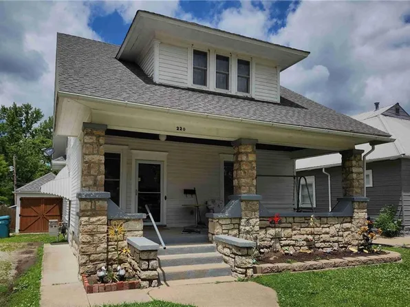 220 Main St, Osawatomie, KS 66064