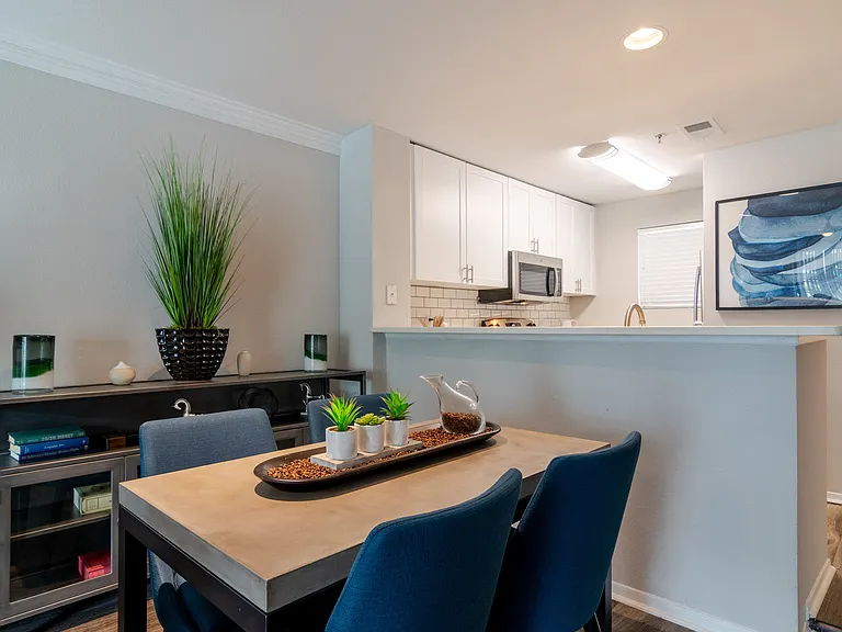 45Eighty Dunwoody — Photo 21