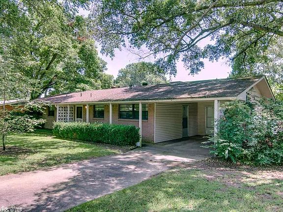 2nd image of 104 Redwood Dr