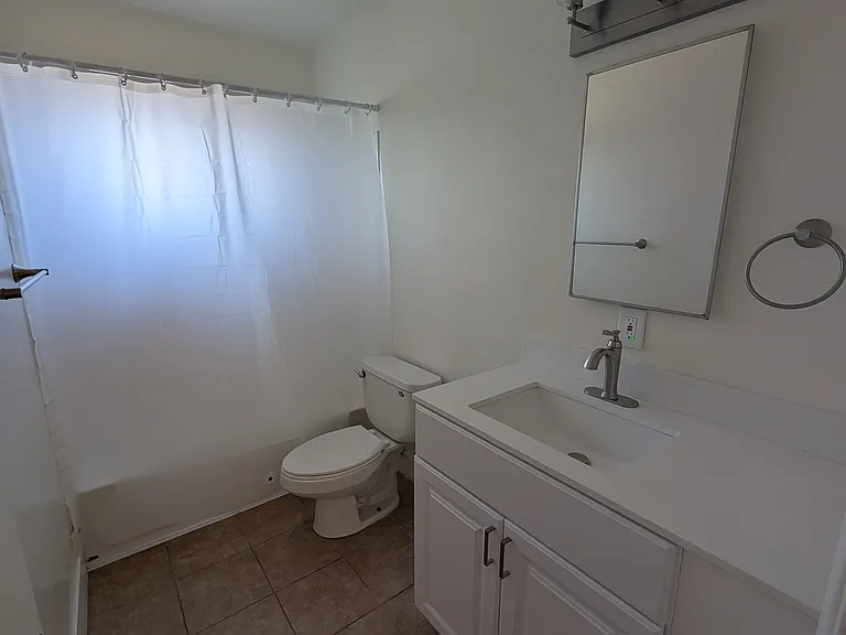 8567 Golden Ave — Photo 5