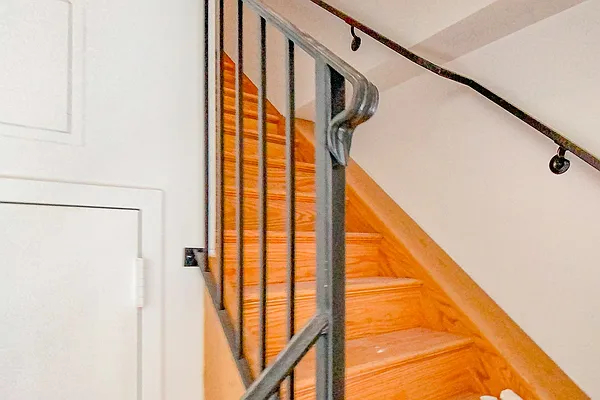 Rented by MySpaceNYC | media 68