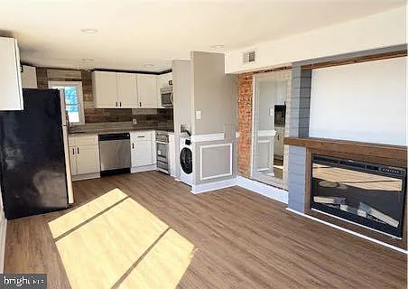 4594 Baker St Photo 1