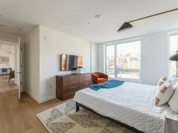 401 Jackson Street image 21 of 29