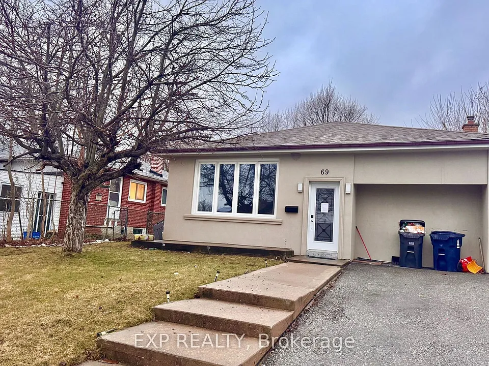 69 Hollyhedge Dr