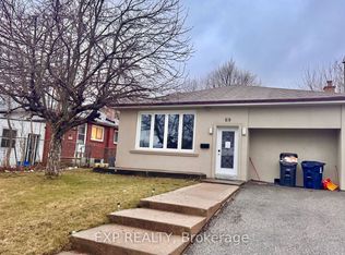 69 Hollyhedge Dr, Toronto, ON M1J 1X2