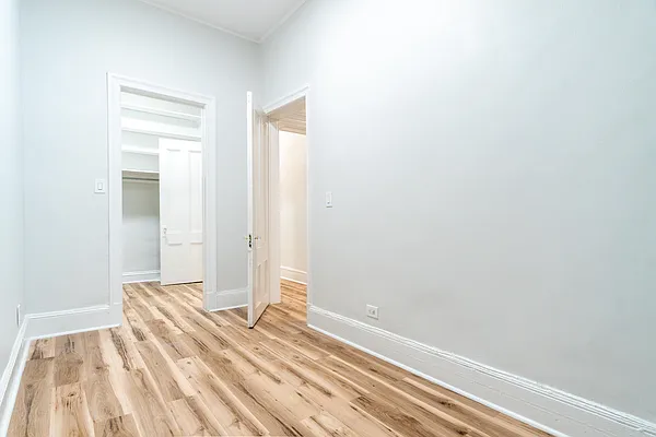 Rented by Julianna Realty Corp | media 20