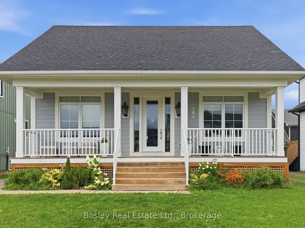 104 Sycamore St, The Blue Mountains, ON L9Y 4E2