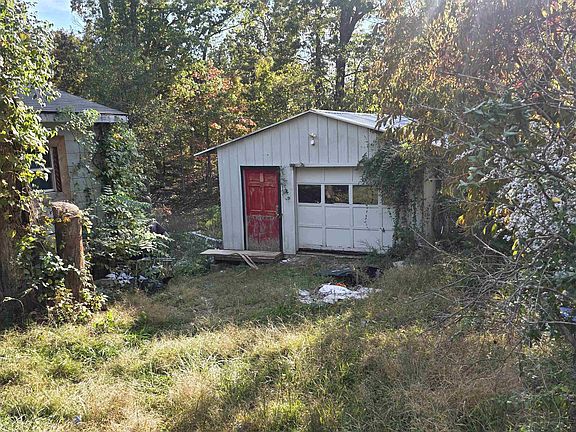 5th image of 92 S Summit Ridge Dr