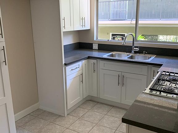 3rd image of 587 South St Unit 7