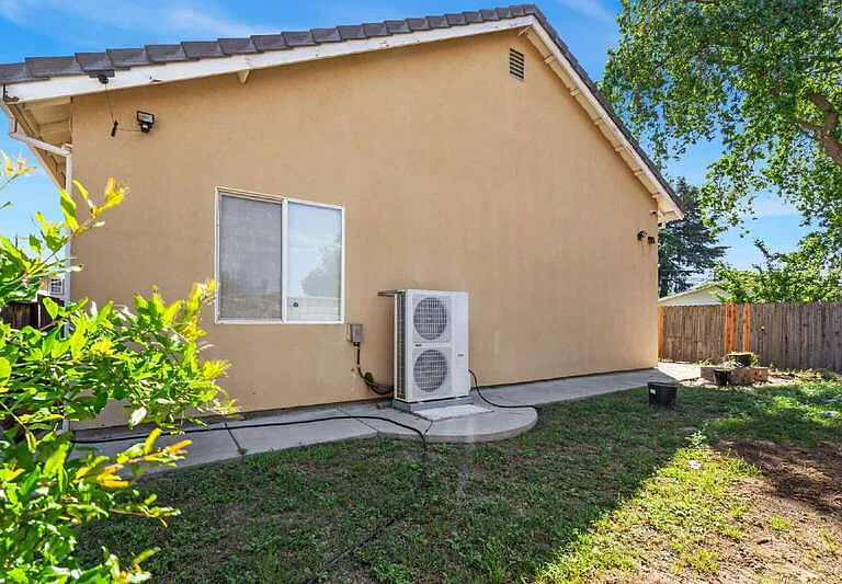 2621 Mysin Way — Photo 24