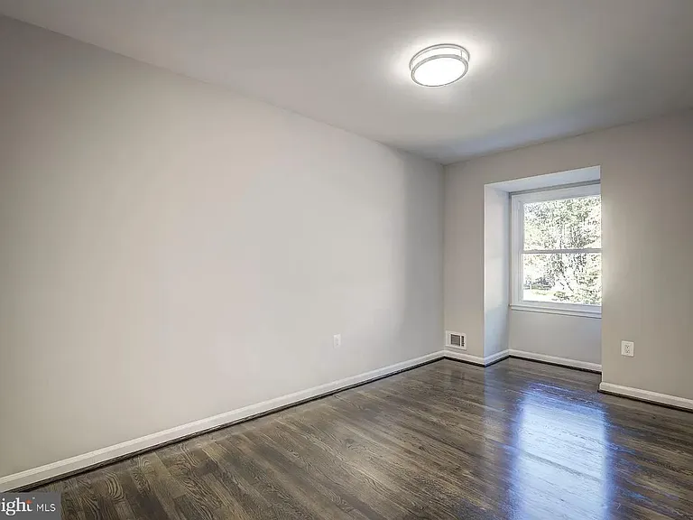 14822 Bryan Ct — Photo 13
