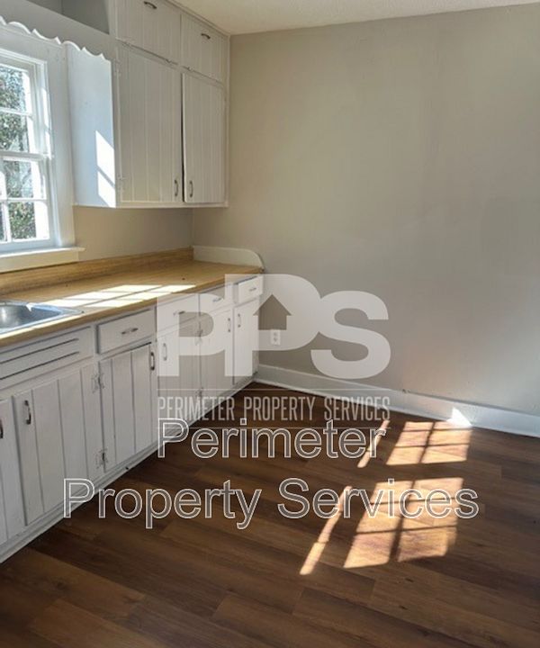 4874 Hale Rd A, Forest Park, GA 30297 Zillow