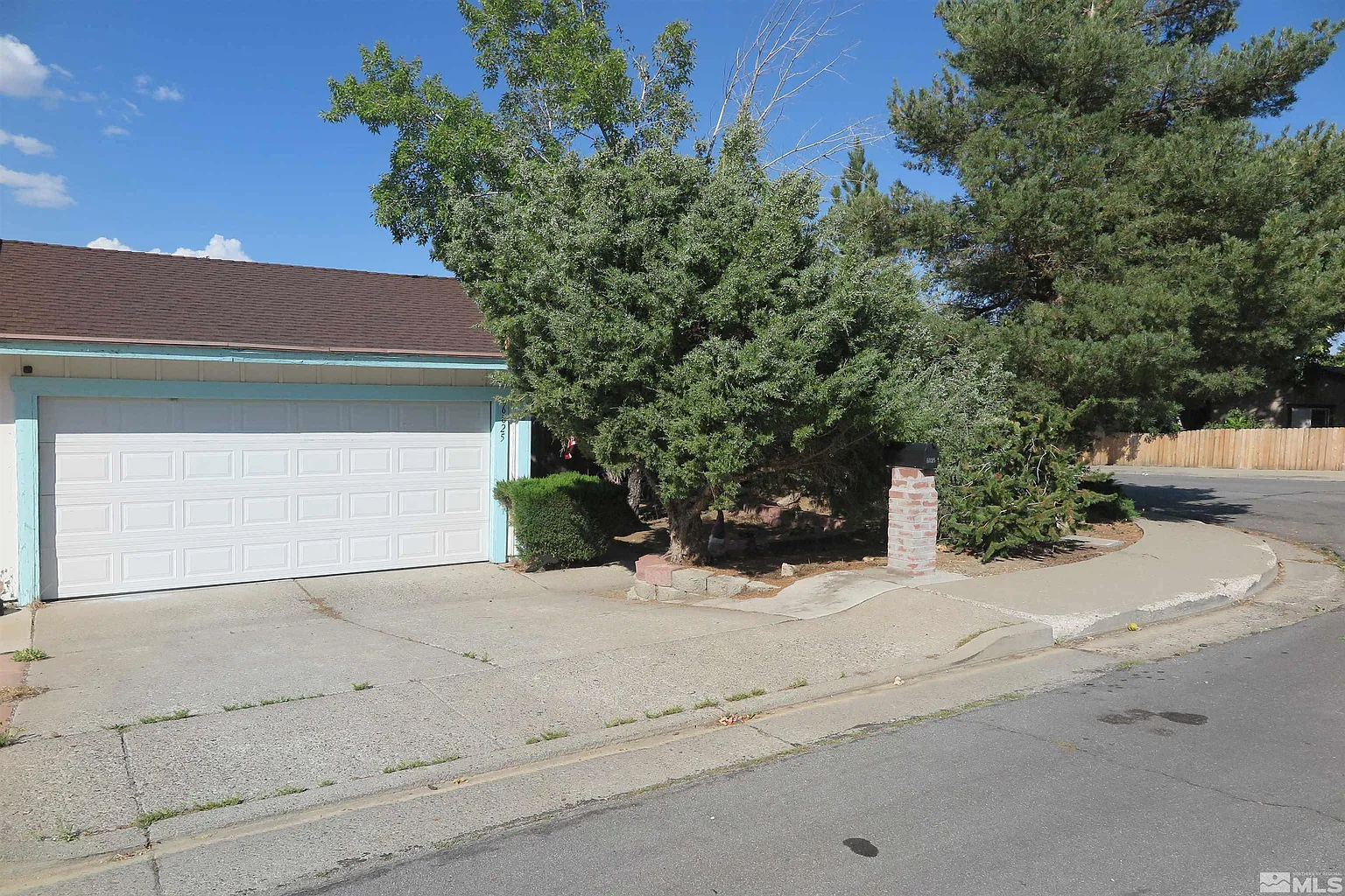 6825 Flower St photo 1