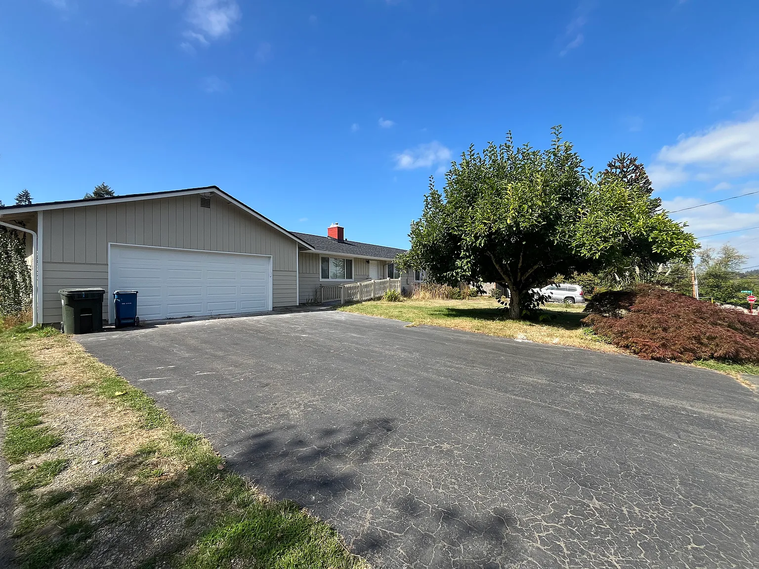 6 bed, 2288 sqft, $7,000 — Photo 2